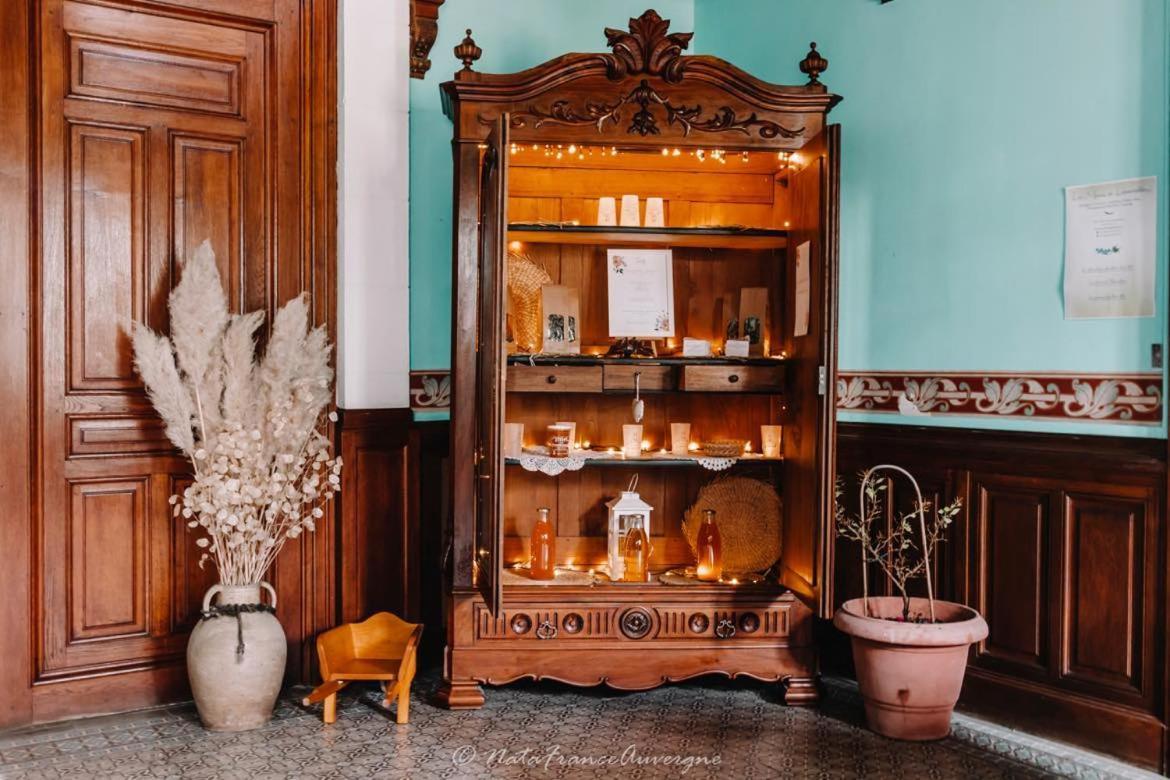 Chateau Du Guerinet Bed & Breakfast